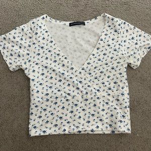 COPY - Brandy Melville wrap flower top